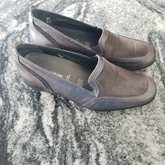 (7½) Xsensible shoes, Shimmery Silver and Gray - Picture 1 of 10